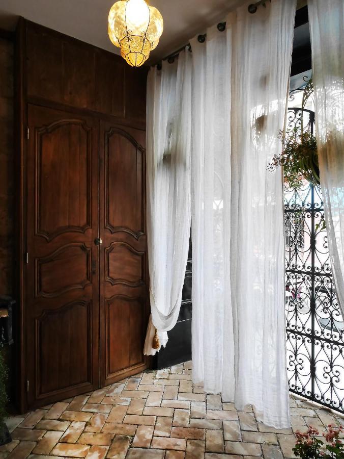 Ferienwohnung L'Heure Bleue - Charme Et Histoire Au Coeur D'Avignon Exterior foto