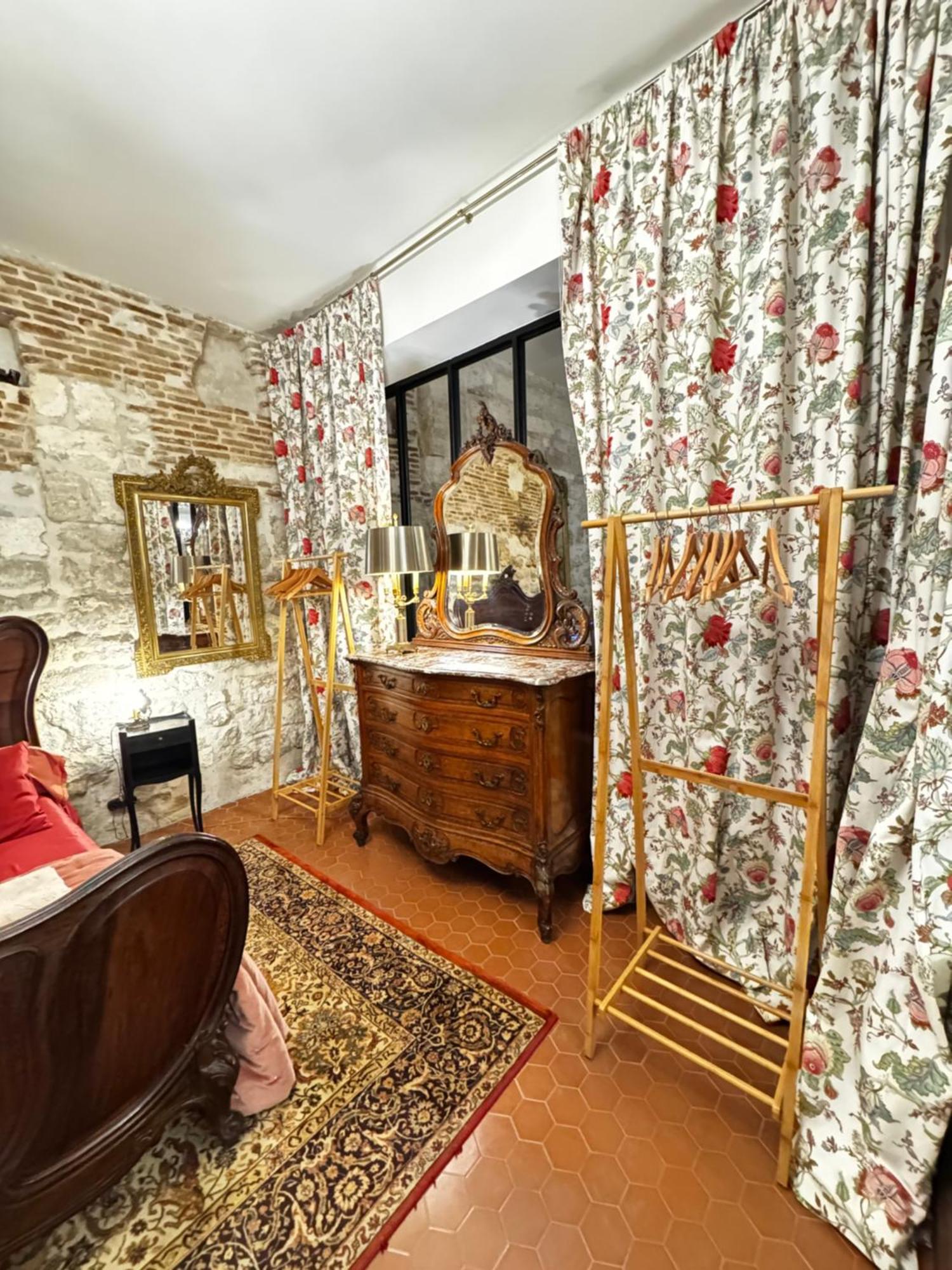 Ferienwohnung L'Heure Bleue - Charme Et Histoire Au Coeur D'Avignon Exterior foto